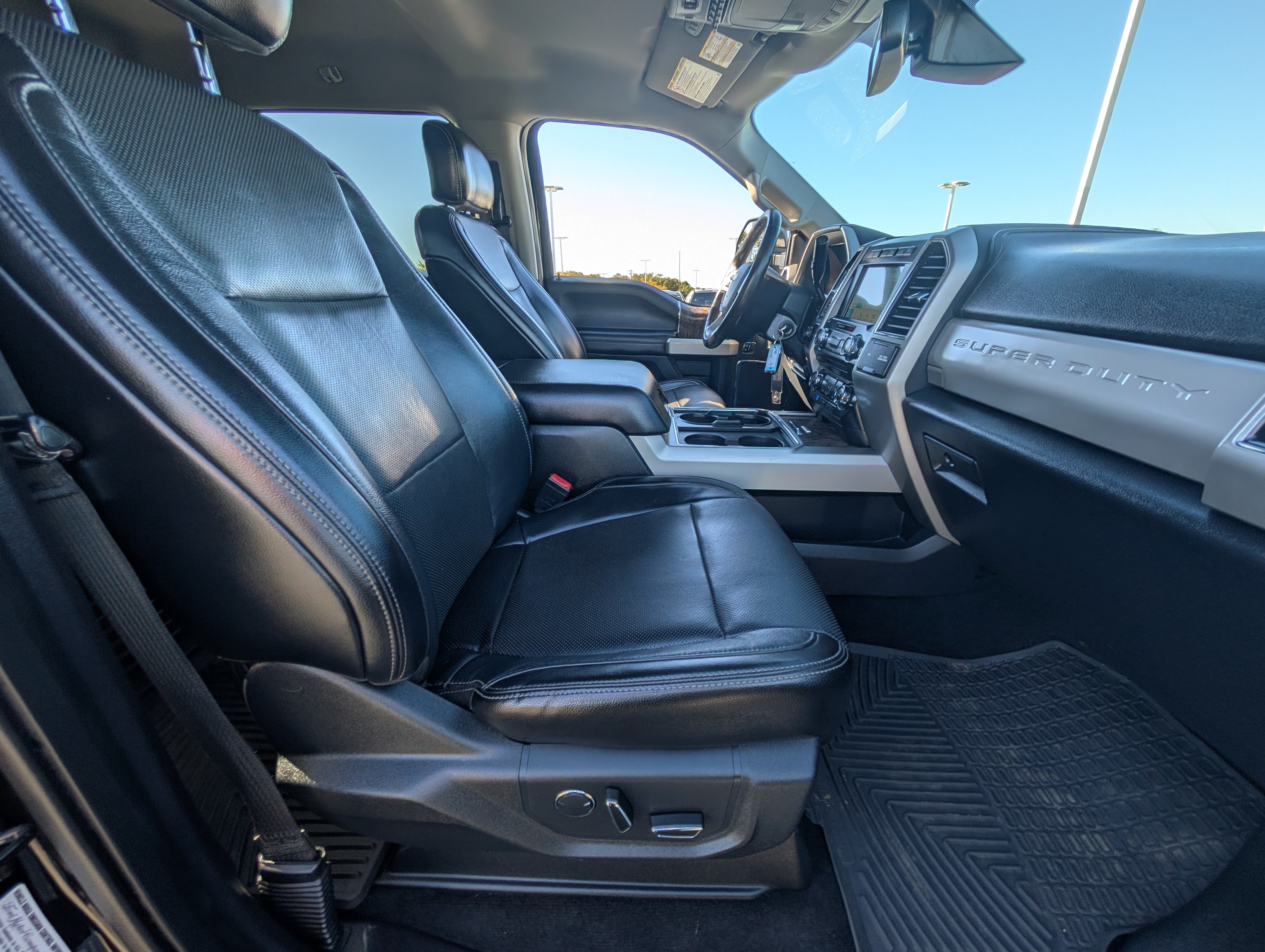 Certified 2018 Ford F350 Lariat w/ Tow Technology Bundle AWD/4WD image 12