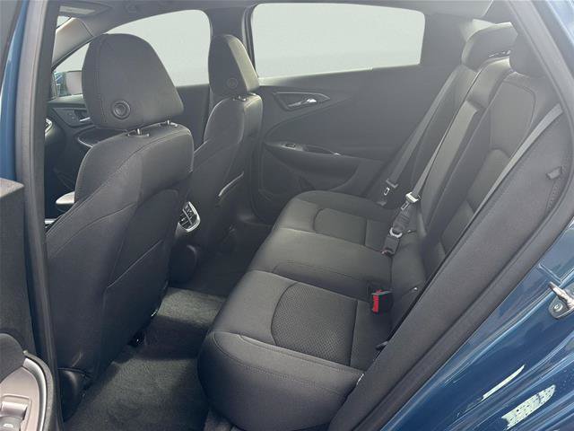 Used 2025 Chevrolet Malibu LT FWD image 17