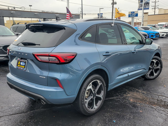 Certified 2024 Ford Escape ST-Line Elite w/ Premium Technology Package image 6