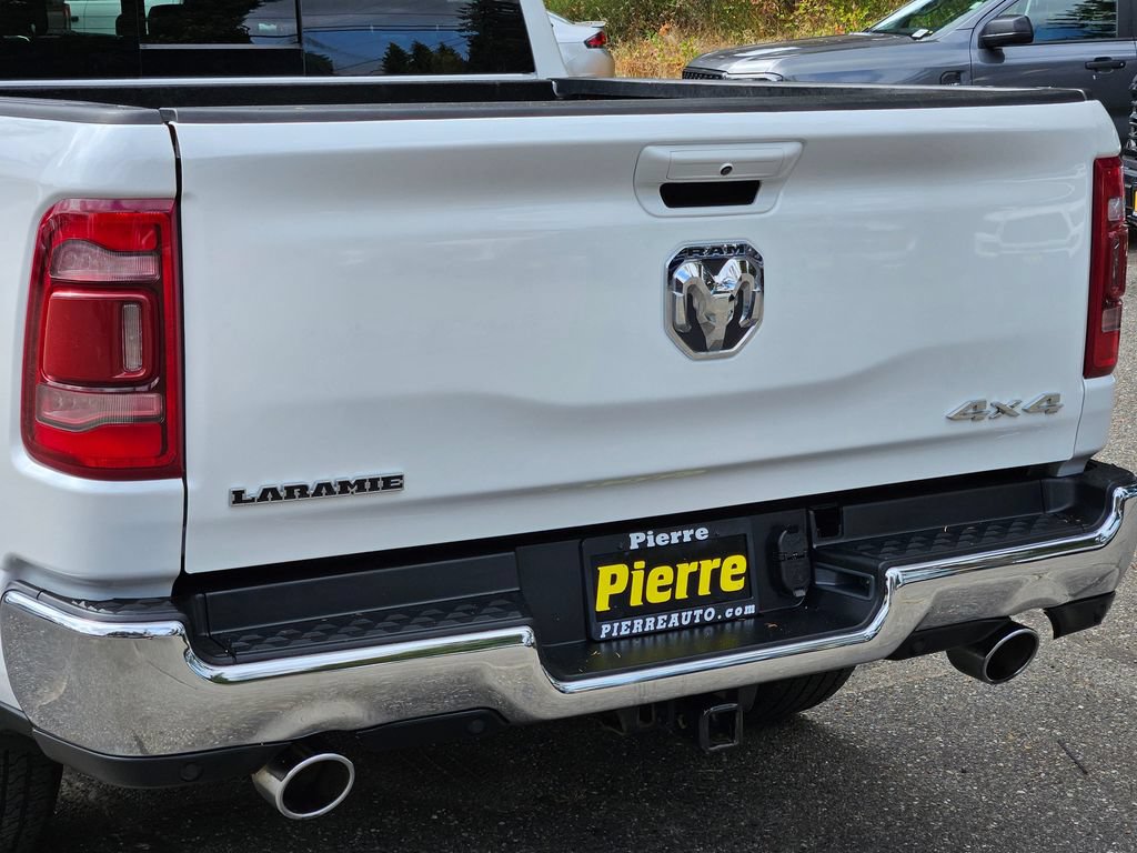 Used 2023 RAM 1500 Laramie AWD/4WD image 12