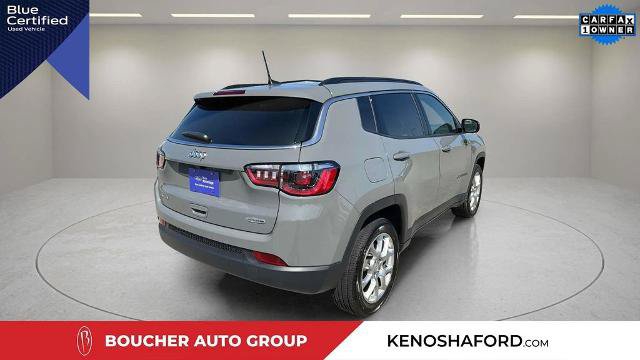 Used 2023 Jeep Compass Latitude w/ Sun and Sound Group AWD/4WD image 5