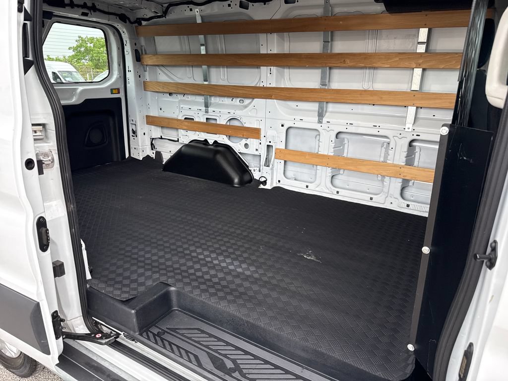 Certified 2025 Ford Transit 250 Low Roof w/ Exterior Upgrade Package RWD image 23