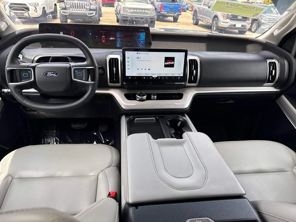 Certified 2025 Ford Expedition Active RWD image 6