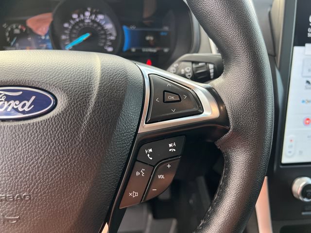 Certified 2024 Ford Edge SEL w/ Convenience Package AWD/4WD image 17