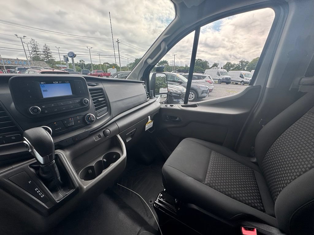 Certified 2025 Ford Transit 250 Low Roof w/ Exterior Upgrade Package RWD image 14