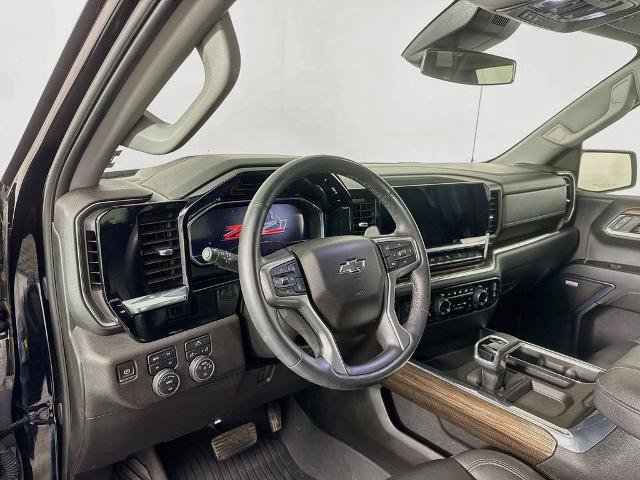 Used 2024 Chevrolet Silverado 1500 RST w/ Convenience Package II AWD/4WD image 9