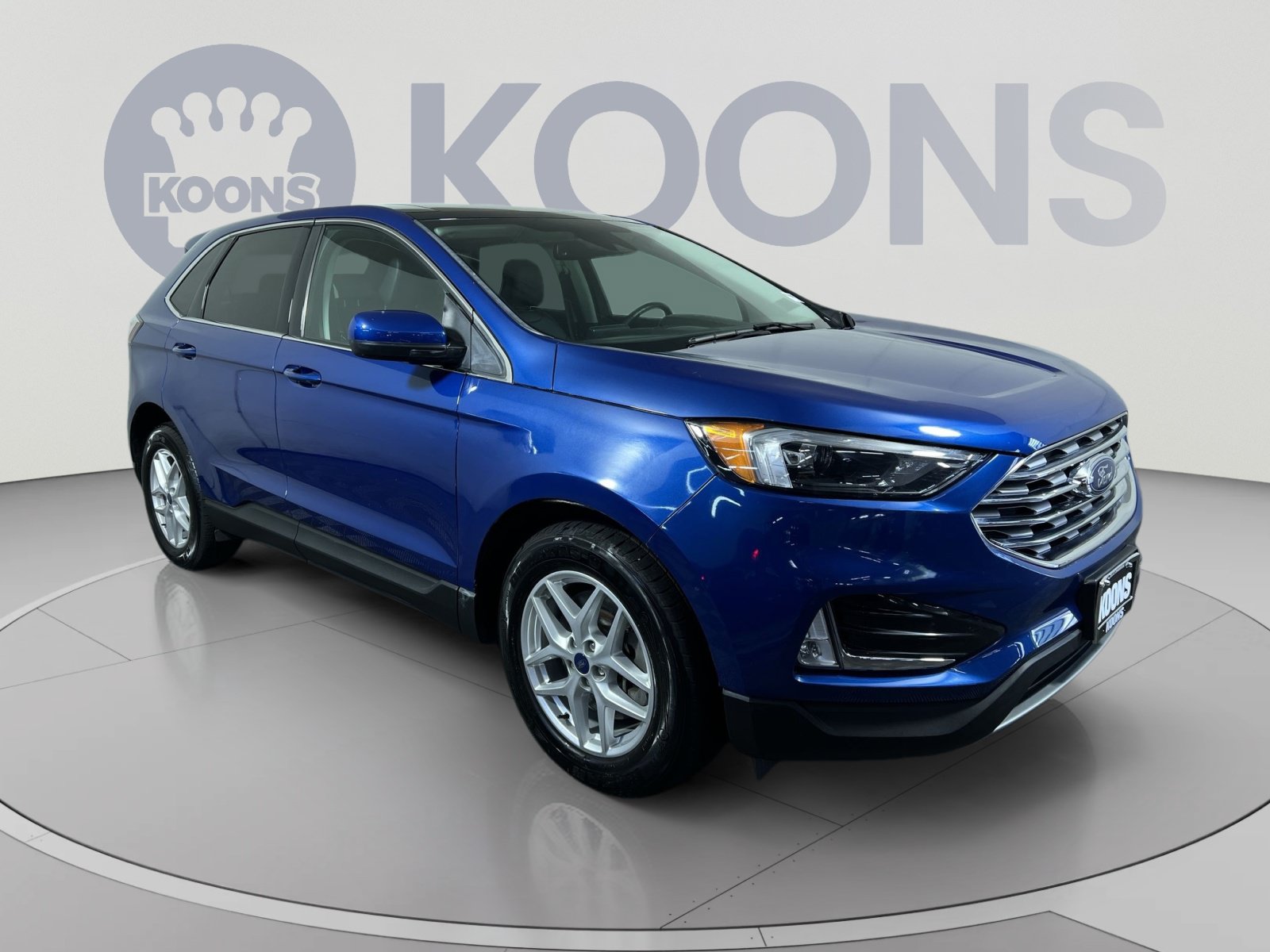 Certified 2022 Ford Edge SEL w/ Convenience Package AWD/4WD image 2