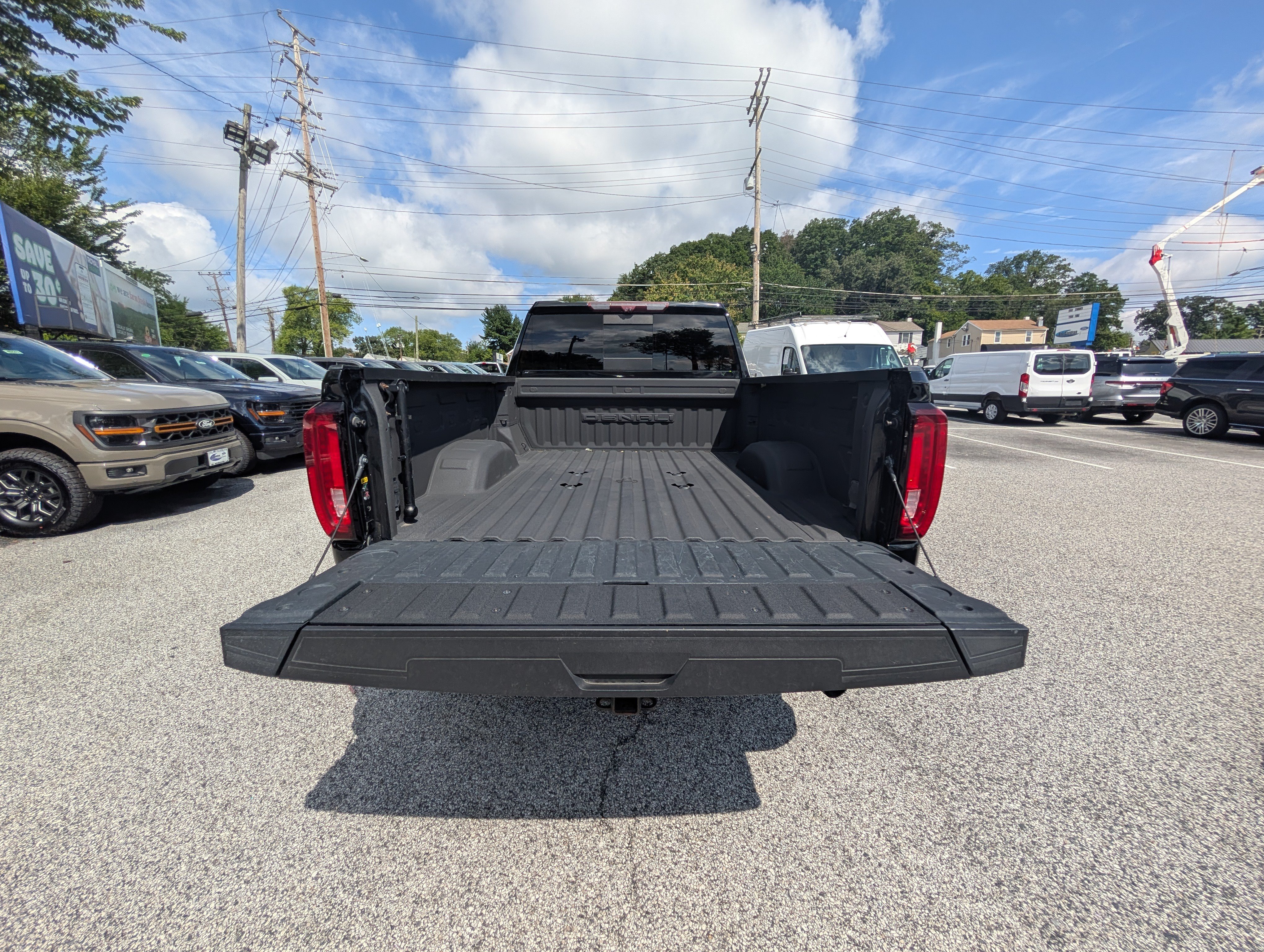 Used 2021 GMC Sierra 2500 Denali w/ Denali Ultimate Package AWD/4WD image 15