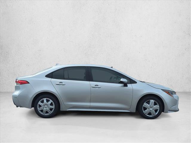 Used 2021 Toyota Corolla LE FWD image 2