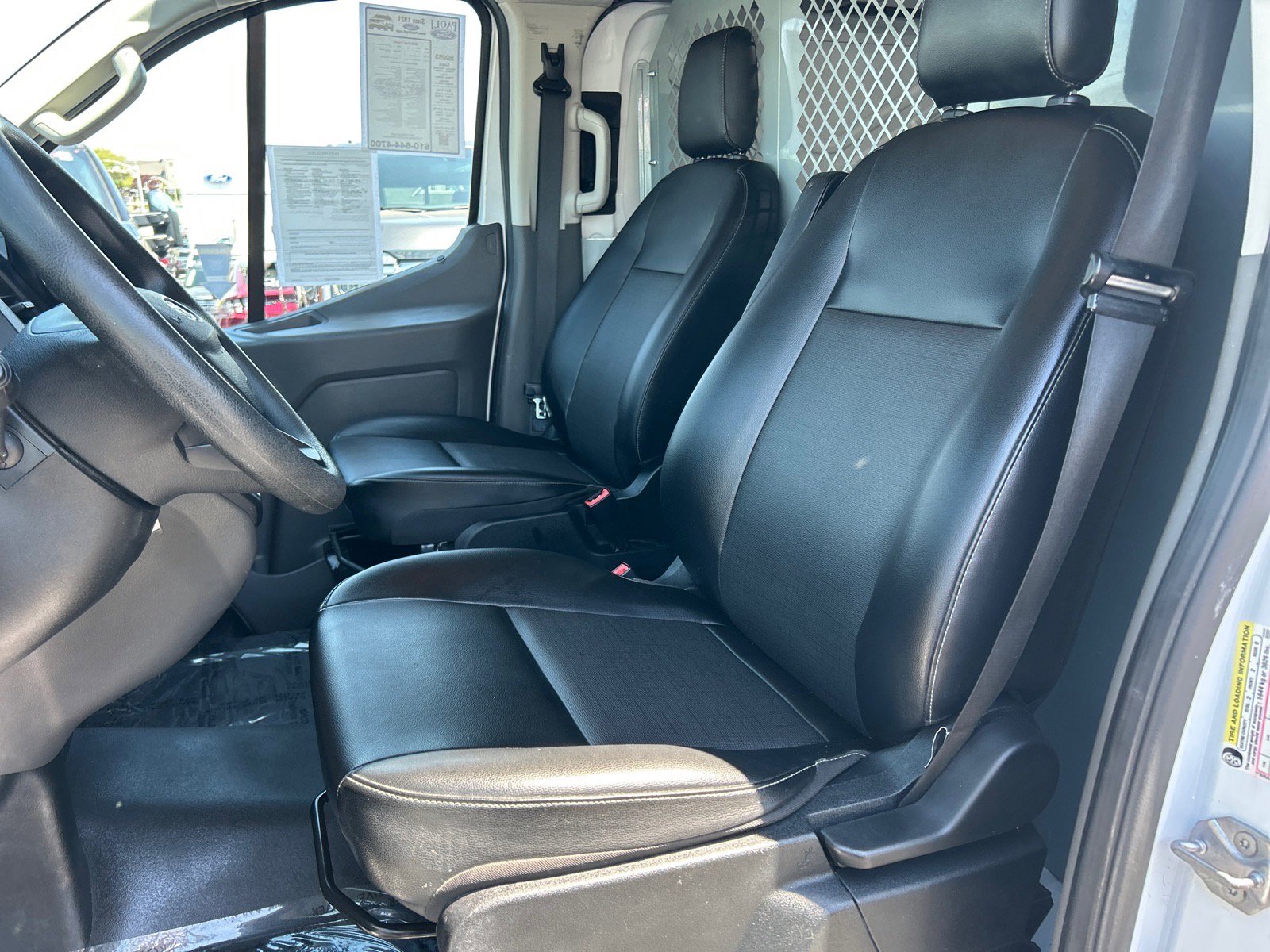Certified 2020 Ford Transit 150 Low Roof RWD image 7