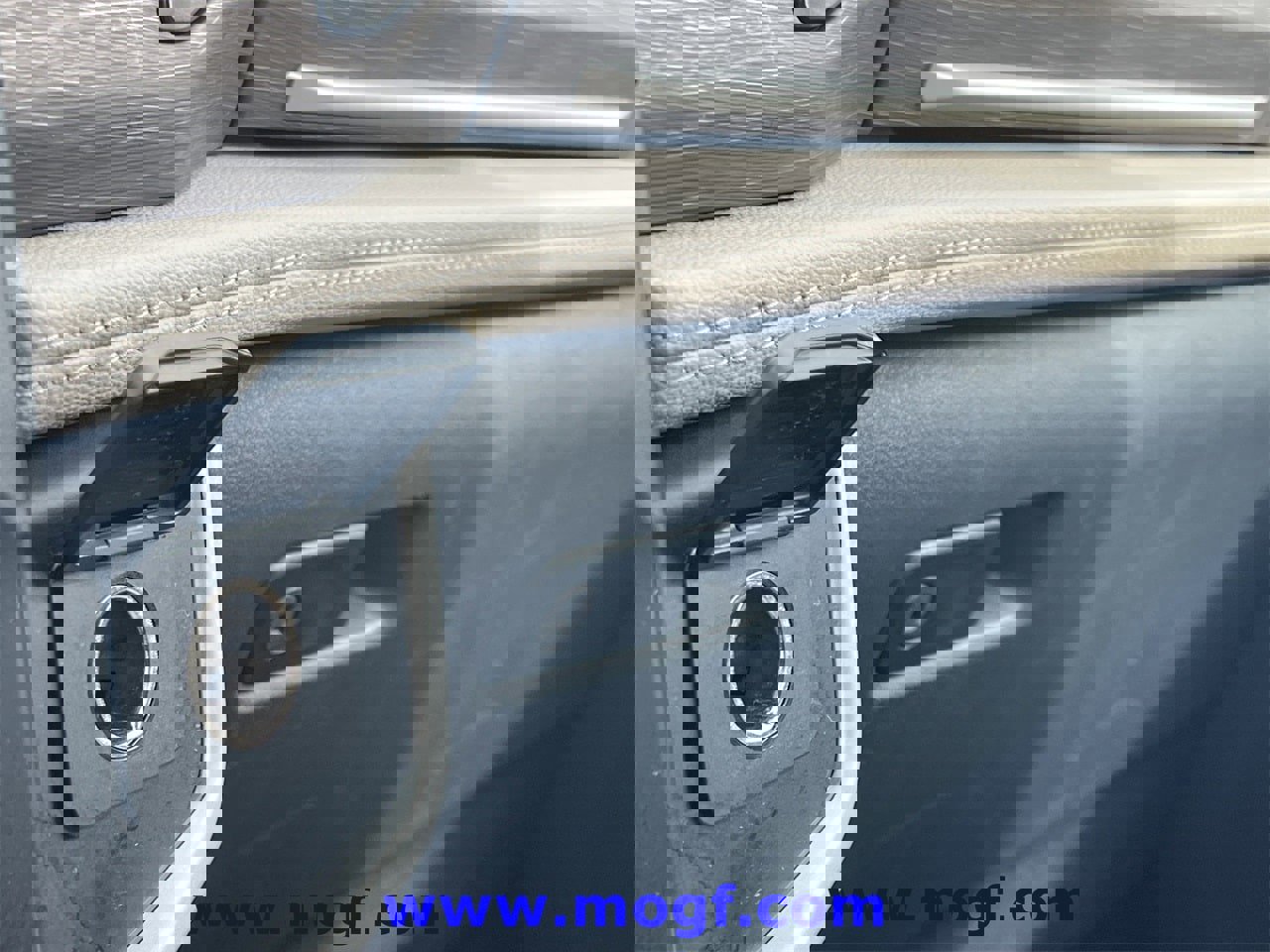 Certified 2024 Ford Expedition Limited image 15