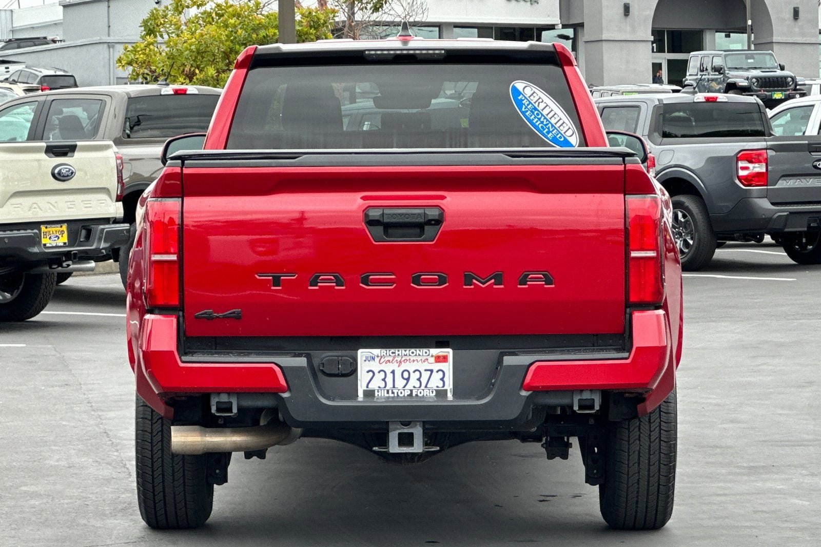 Used 2024 Toyota Tacoma SR5 AWD/4WD image 6