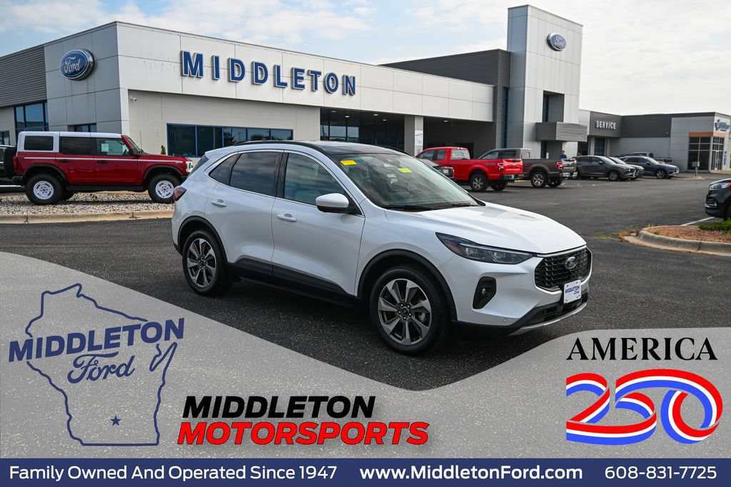 Certified 2024 Ford Escape Platinum w/ Class II Trailer Tow Package