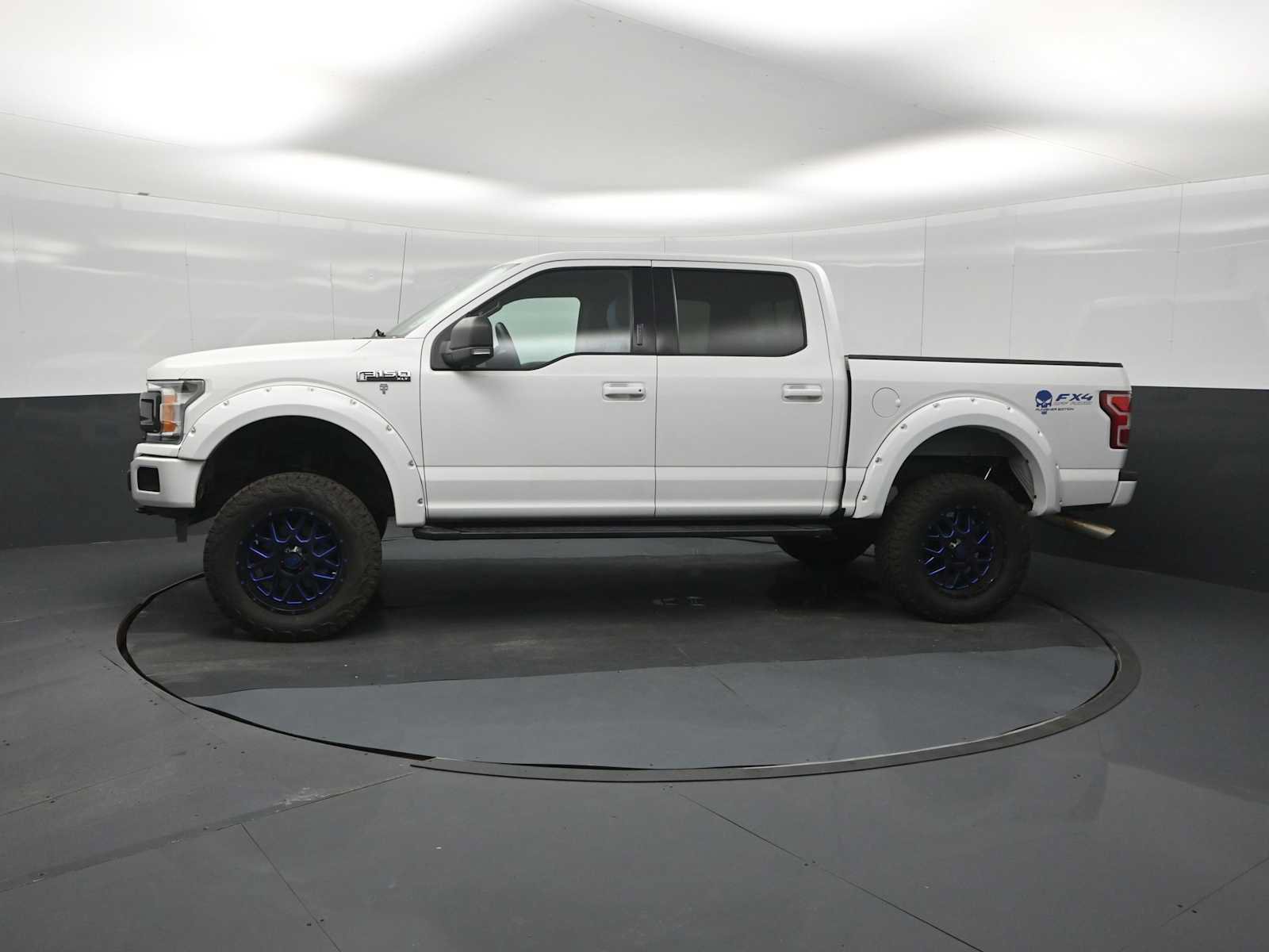 Certified 2019 Ford F150 XLT w/ Equipment Group 302A Luxury AWD/4WD image 3