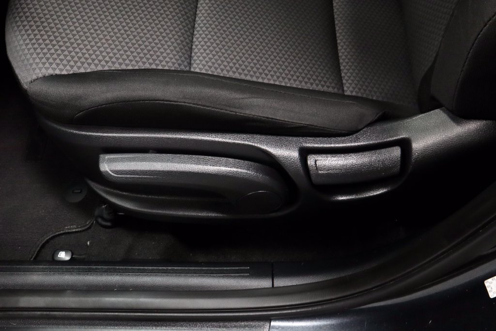 Used 2020 Kia Soul LX FWD image 24