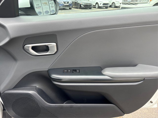 Used 2025 Kia K4 FWD image 19