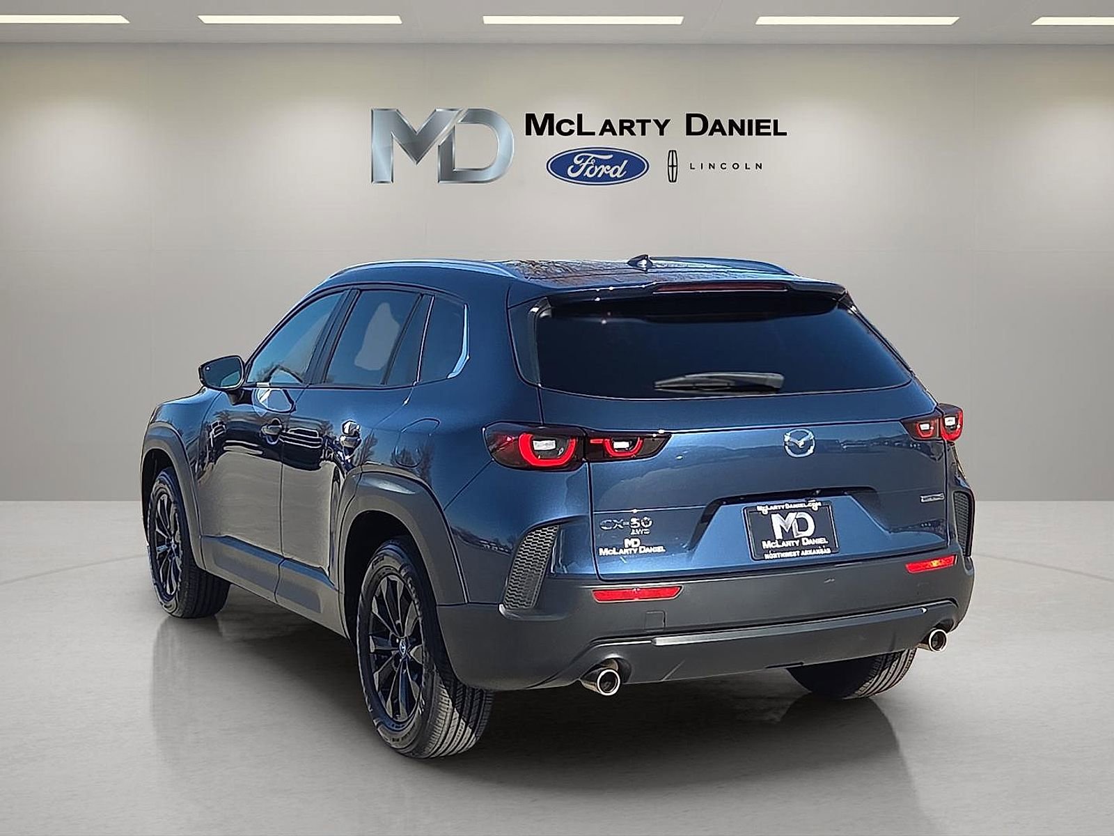 Used 2025 MAZDA CX-50 AWD 2.5 S w/ Premium Package image 4