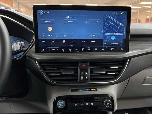 Certified 2025 Ford Escape PHEV w/ PHEV Premium Package image 16