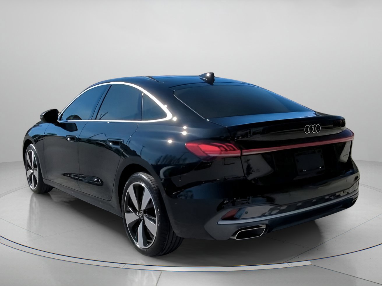 Used 2025 Audi A5 2.0T Premium Plus w/ Premium Plus image 13