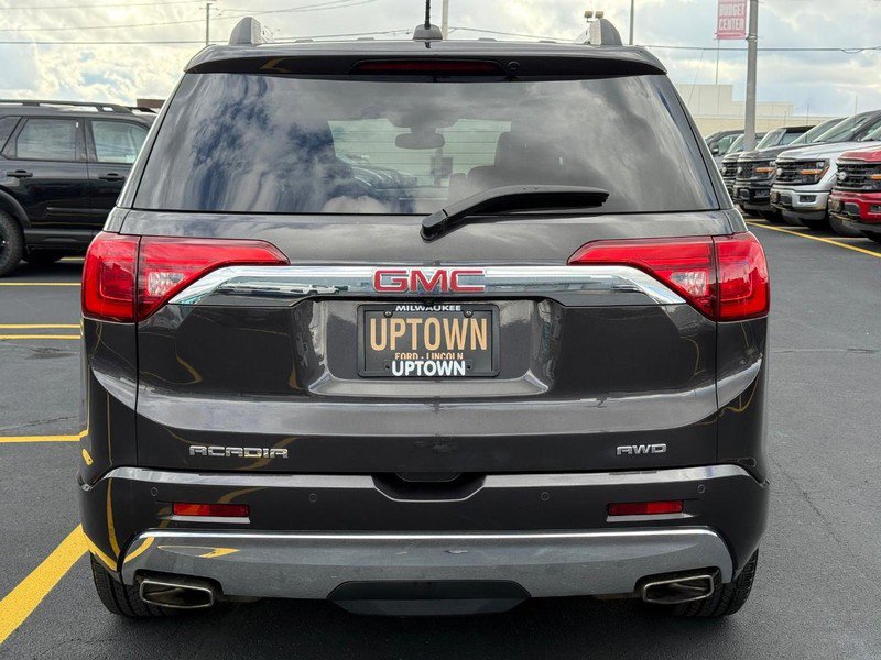 Used 2017 GMC Acadia Denali w/ Technology Package image 3