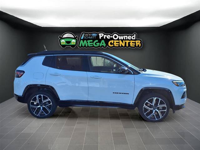 Used 2025 Jeep Compass Limited w/ Elite Group AWD/4WD image 25