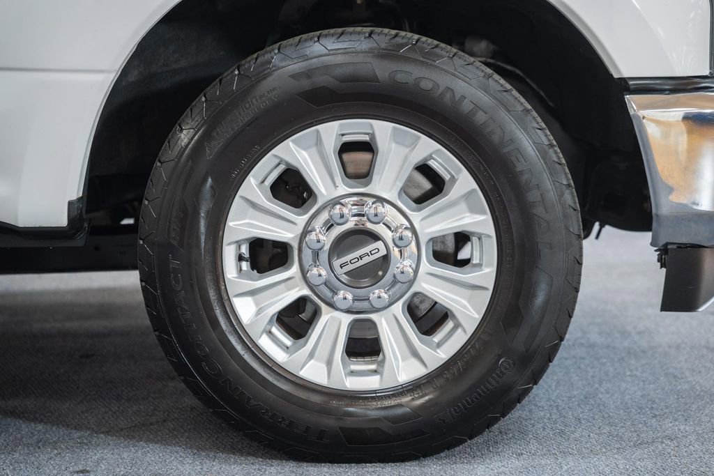 Certified 2020 Ford F250 XL w/ STX Appearance Package RWD image 17