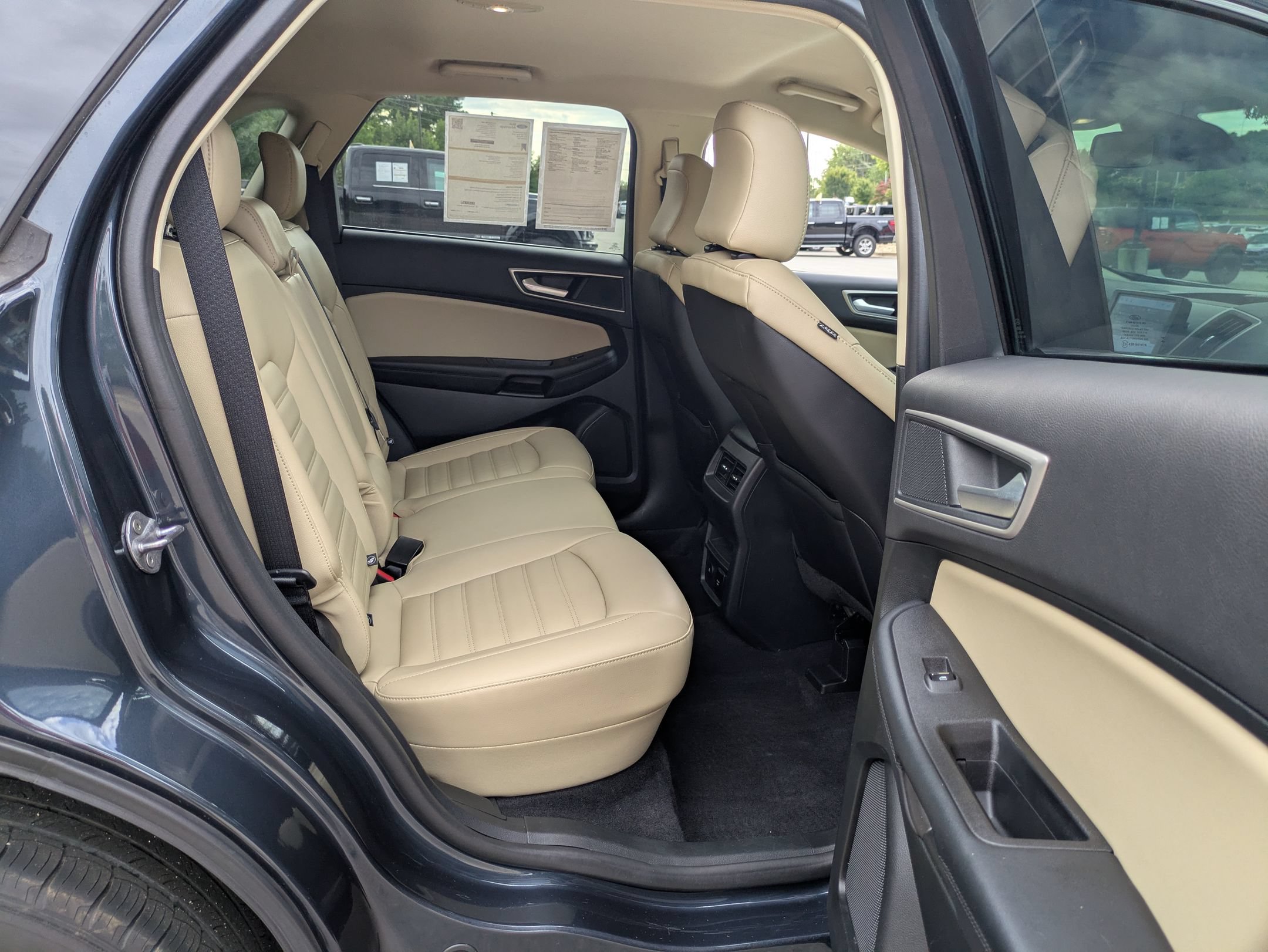 Certified 2024 Ford Edge SEL w/ Convenience Package AWD/4WD image 36