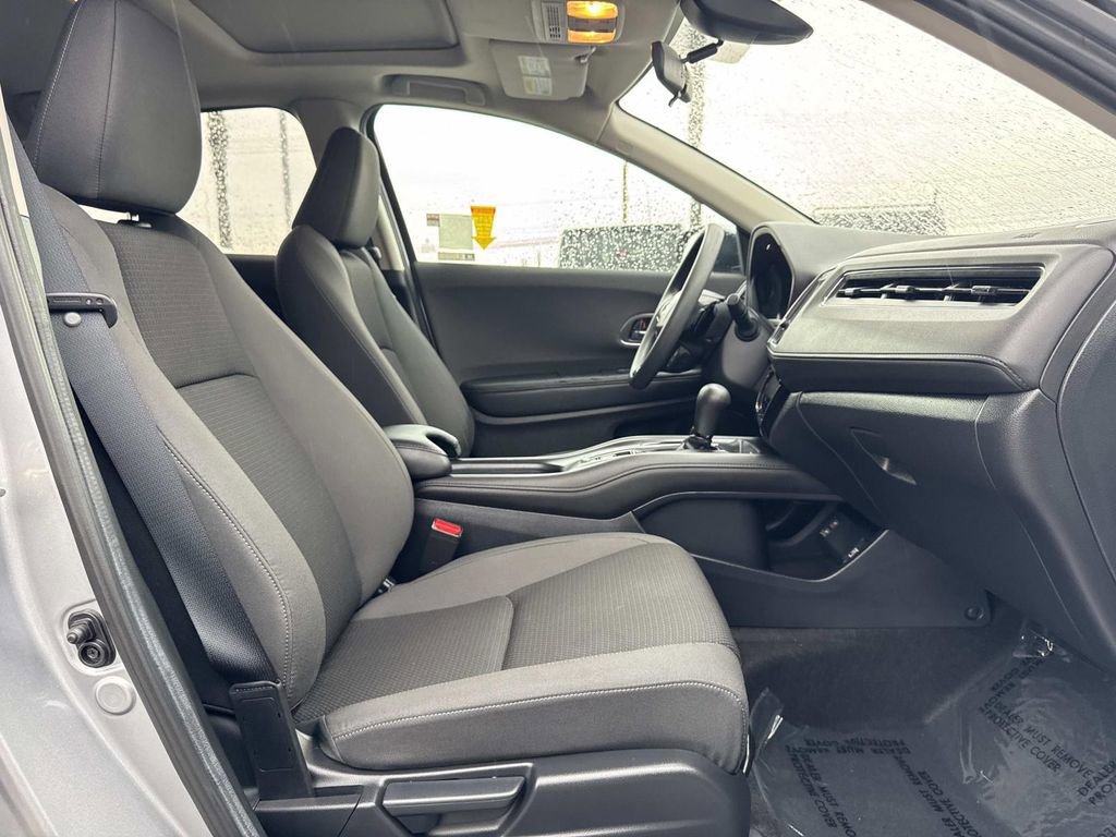 Used 2020 Honda HR-V EX image 28