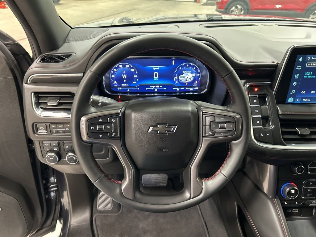 Used 2023 Chevrolet Suburban RST w/ Luxury Package image 15