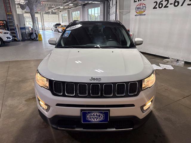 Used 2018 Jeep Compass Limited AWD/4WD image 3