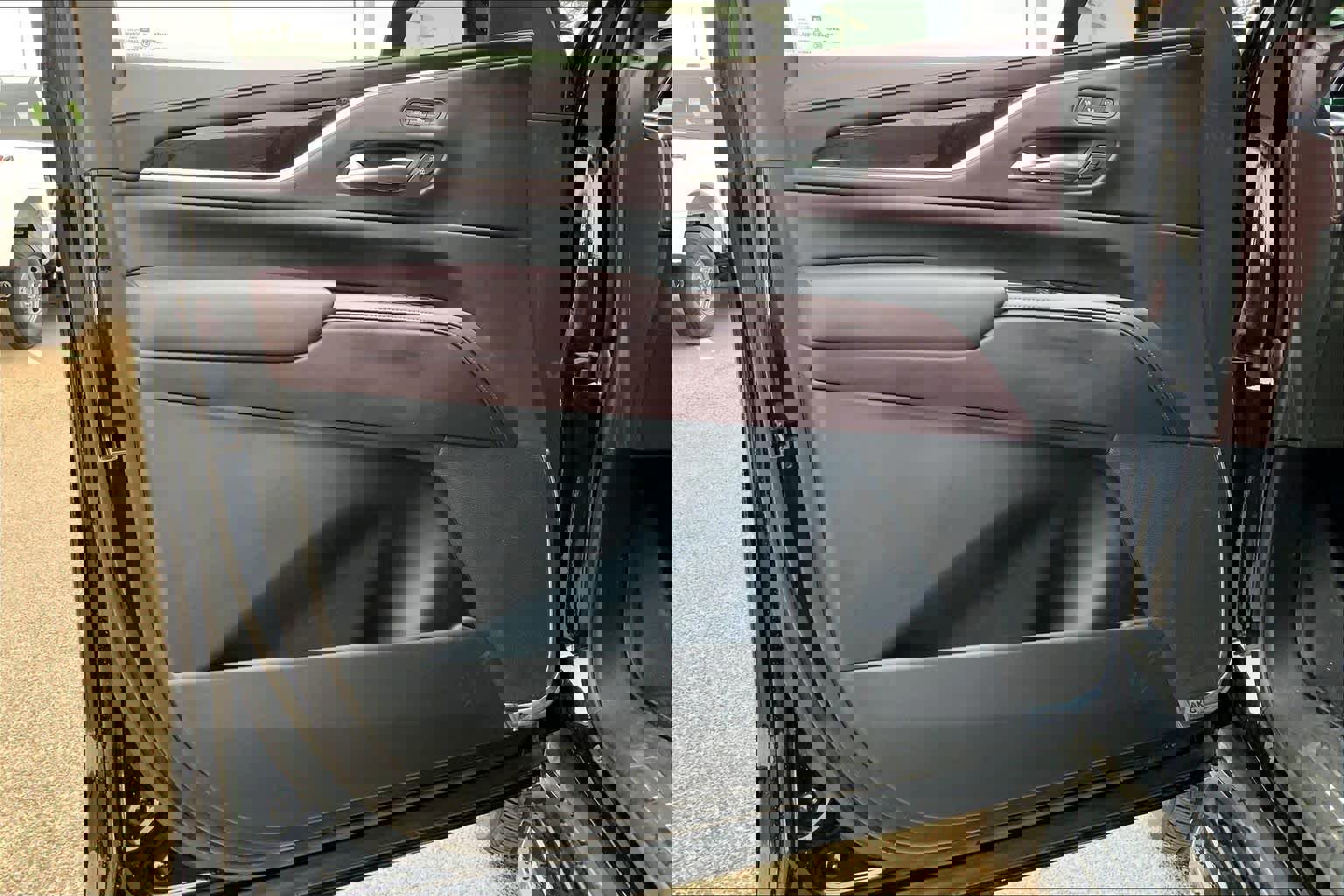 Used 2021 Cadillac Escalade Sport Platinum image 21