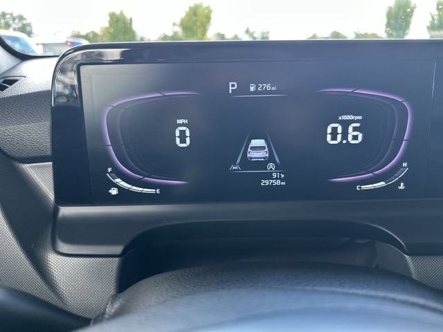 Used 2024 Kia Seltos LX AWD/4WD image 16