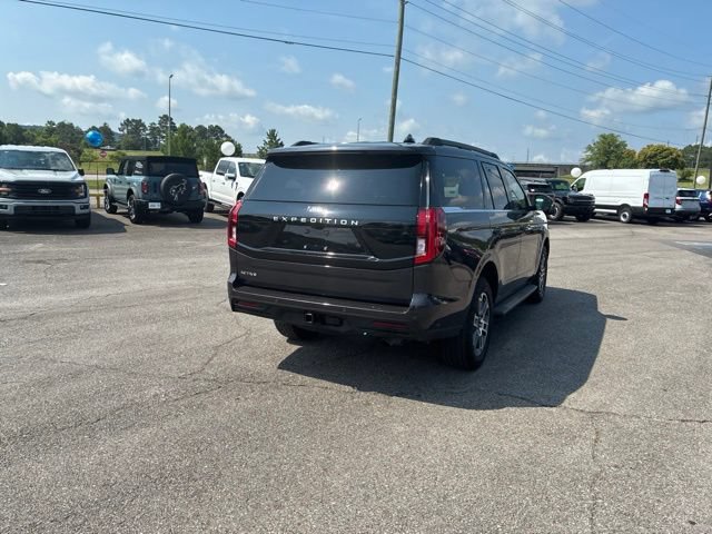 Certified 2025 Ford Expedition Active AWD/4WD image 45