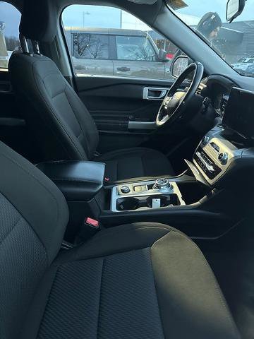 Certified 2022 Ford Explorer XLT image 11