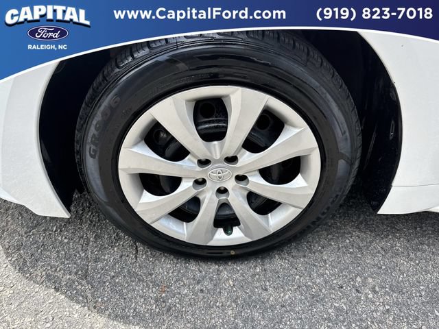 Used 2024 Toyota Corolla LE FWD image 13