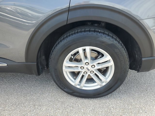 Certified 2021 Ford Explorer XLT image 9