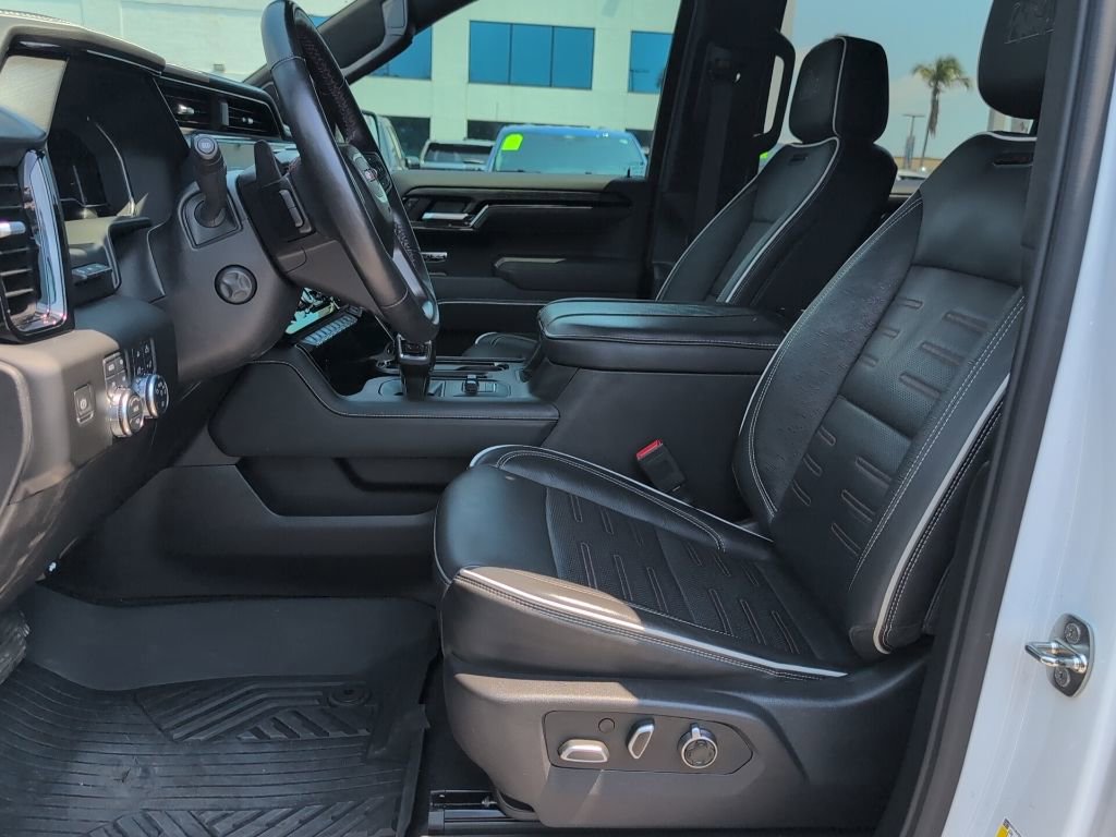 Used 2024 GMC Sierra 1500 AT4X w/ AT4X AEV Edition AWD/4WD image 9