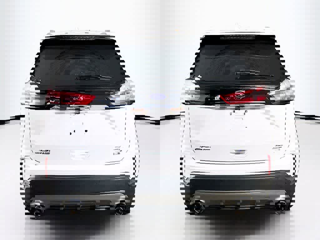 Certified 2020 Ford Edge SEL w/ Cold Weather Package image 4