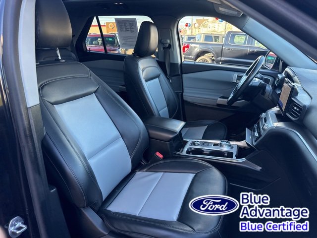 Certified 2022 Ford Explorer XLT w/ Equipment Group 202A image 31