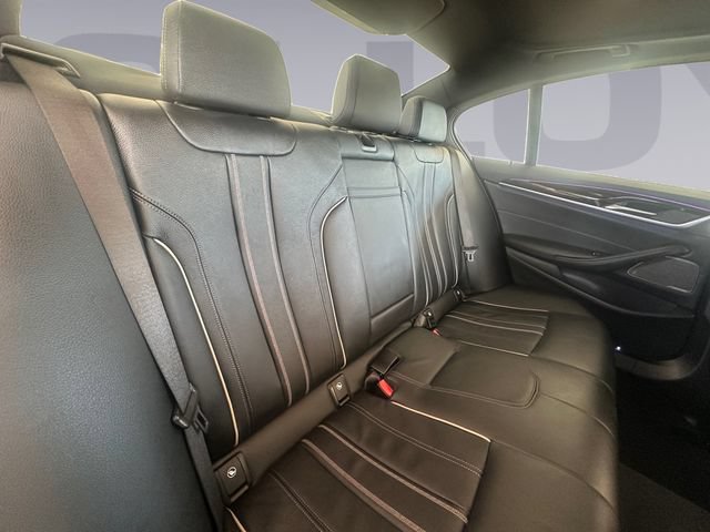 Used 2023 BMW 530e xDrive w/ Premium Package AWD/4WD image 18