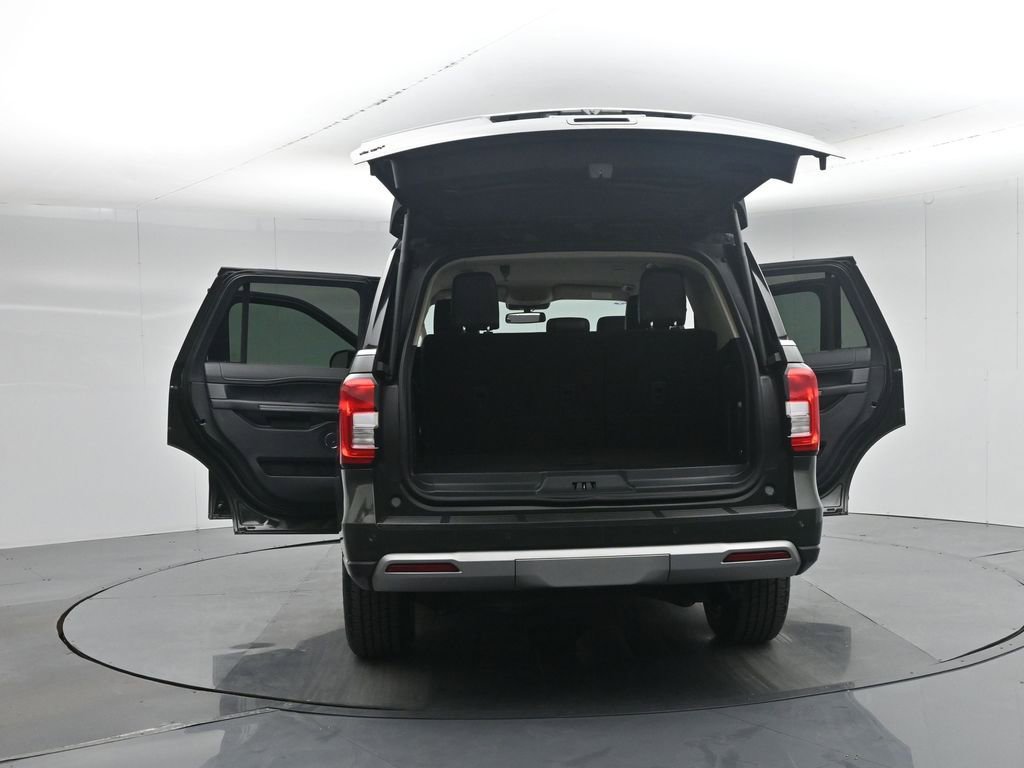 Certified 2023 Ford Expedition XLT image 45