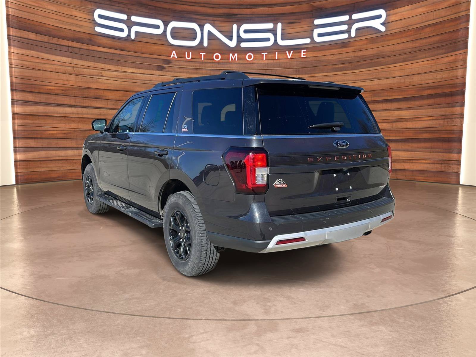 Certified 2022 Ford Expedition Timberline AWD/4WD image 4