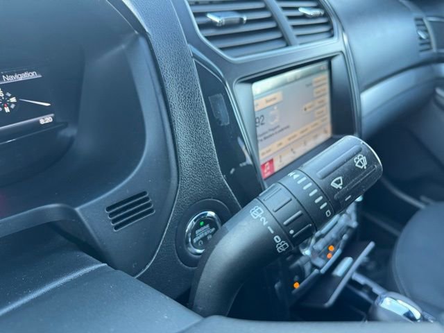 Certified 2019 Ford Explorer XLT w/ Equipment Group 201A FWD image 24
