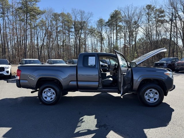 Used 2017 Toyota Tacoma SR image 26
