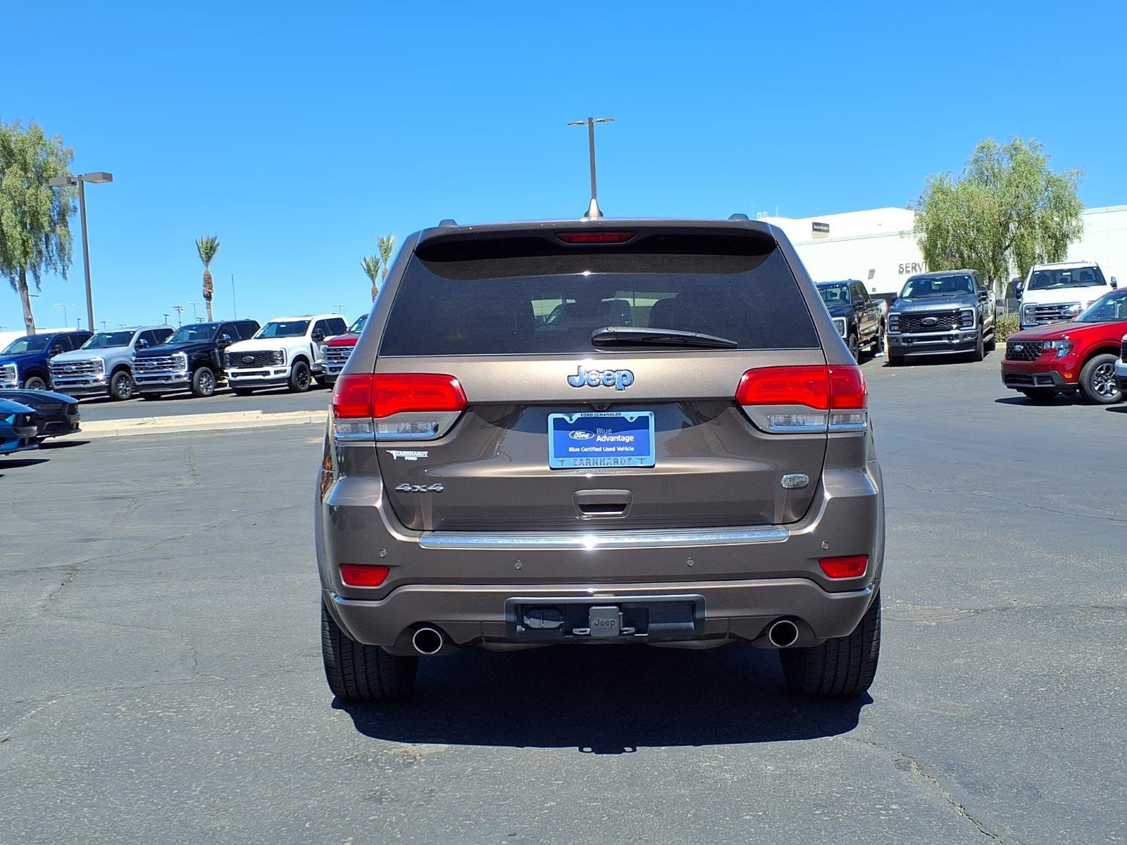 Used 2019 Jeep Grand Cherokee Overland AWD/4WD image 5