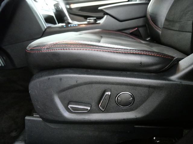Certified 2018 Ford Explorer XLT w/ Equipment Group 202A AWD/4WD image 18