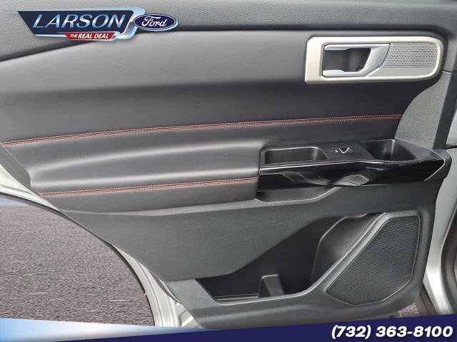 Certified 2023 Ford Explorer ST-Line w/ Class IV Trailer Tow Package AWD/4WD image 15