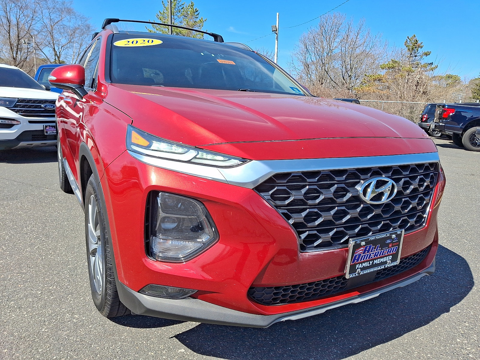 Used 2020 Hyundai Santa Fe SEL w/ Convenience + Premium Package image 2