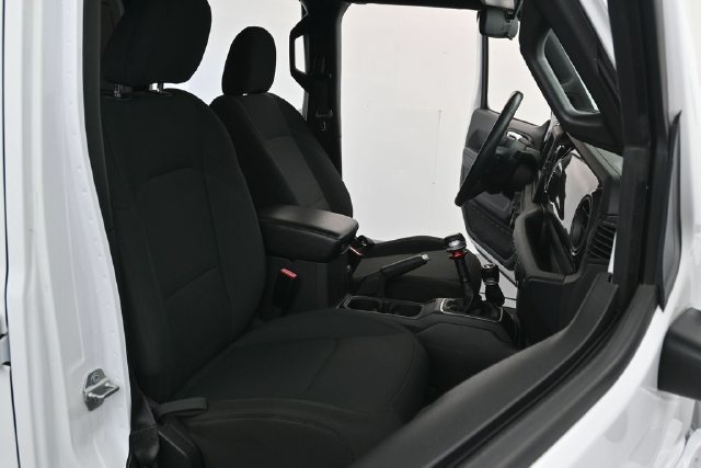 Used 2021 Jeep Wrangler Unlimited Sport AWD/4WD image 31