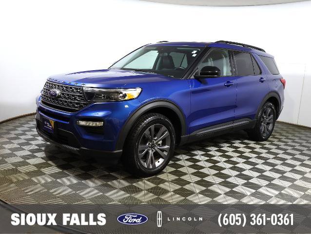 Certified 2022 Ford Explorer XLT w/ Equipment Group 202A
